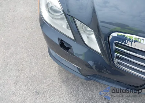 2013 Mercedes-Benz E 550 4Matic из США, поврежденный, VIN WDDHF9BB2DA679201